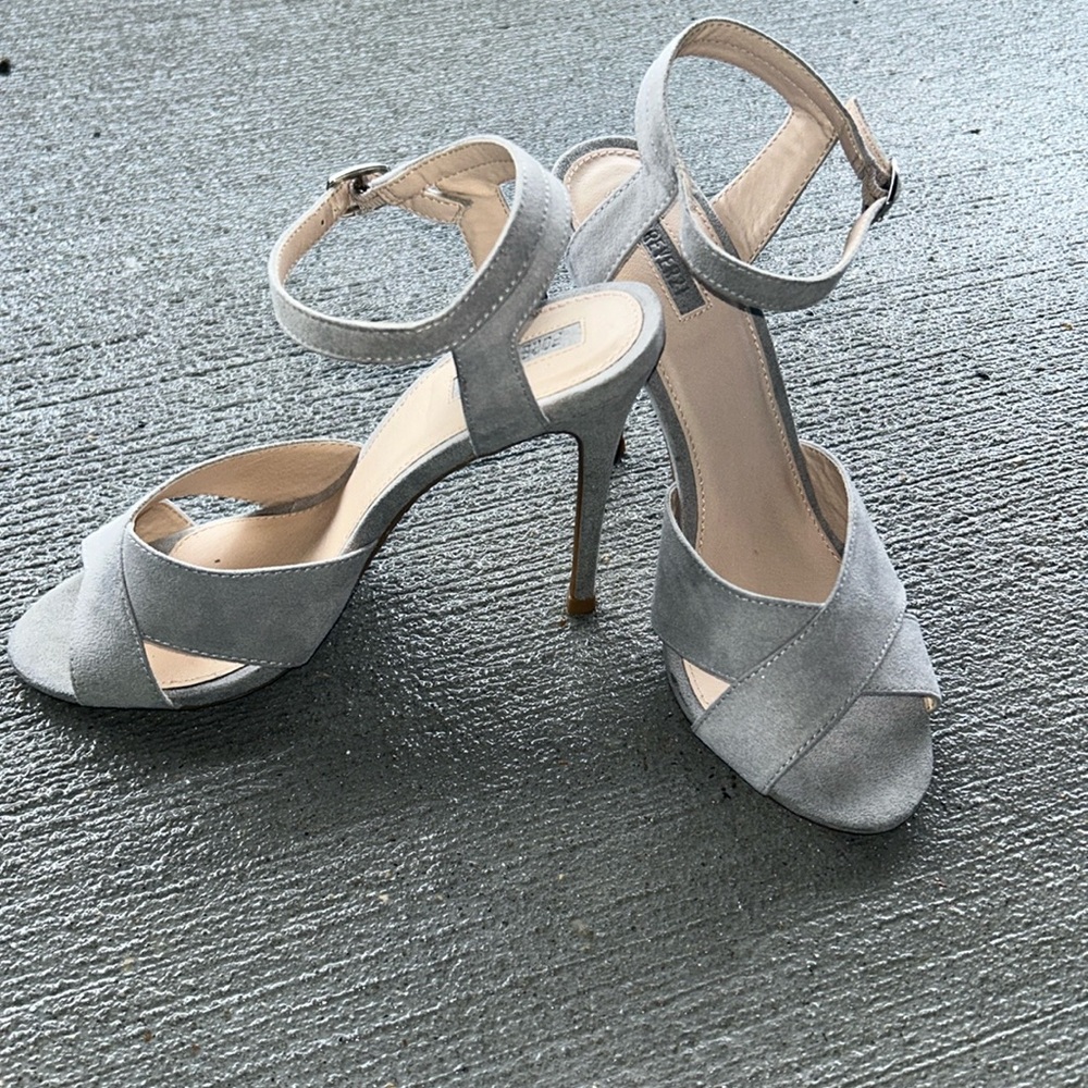 Forever‎ 21 Stiletto Grey Faux Suede Heels - 4.5” heel